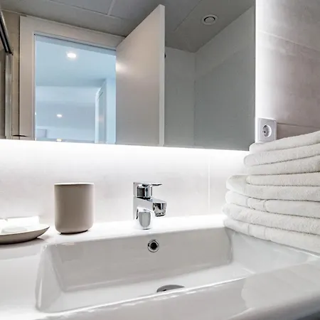 Vg13- Modern Apartment, 5 Min To Daire *